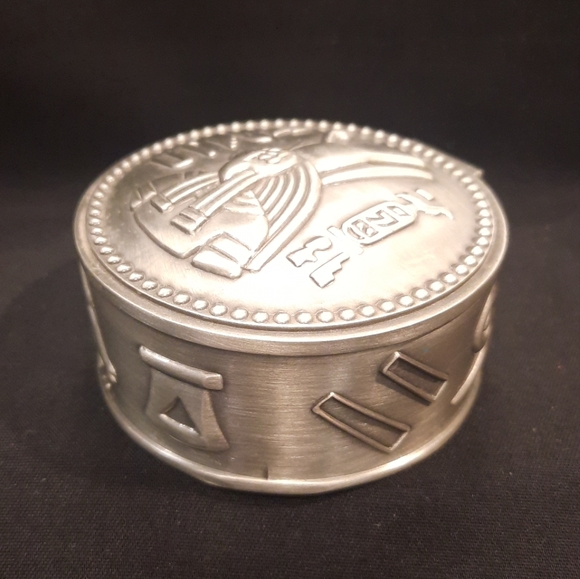 Egyptian Themed Pewter Trinket Box ~ Hinged Velvet Lined - Picture 4 of 7